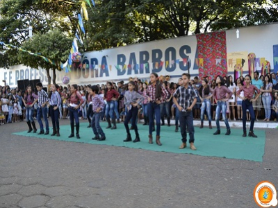  Escola Estadual Professora Dora Barbosa  São João do Paraíso MG